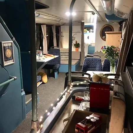 The Coachhouse Bus Conques-sur-Orbiel