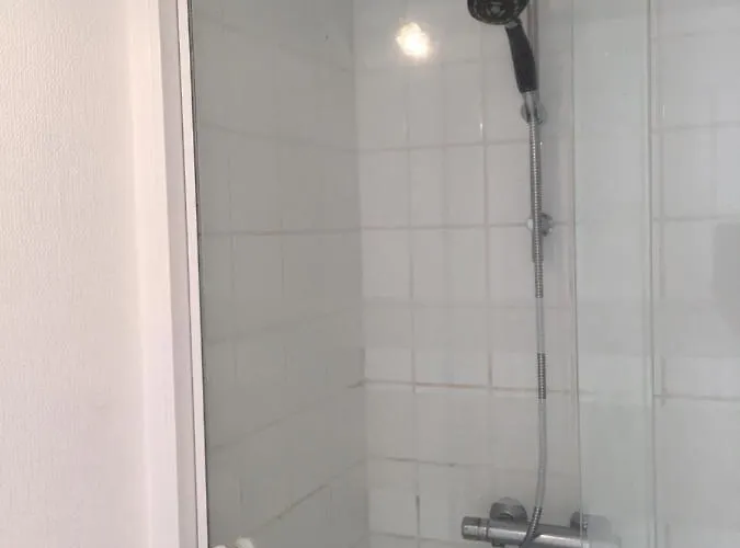 럭셔리텐트 The Coachhouse Bus